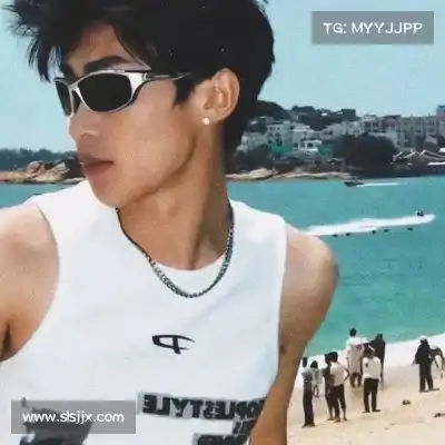 葛昀